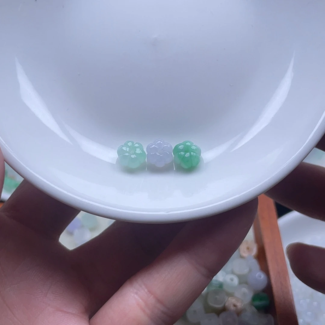 翡翠散珠翡翠南瓜珠卡7+。3颗