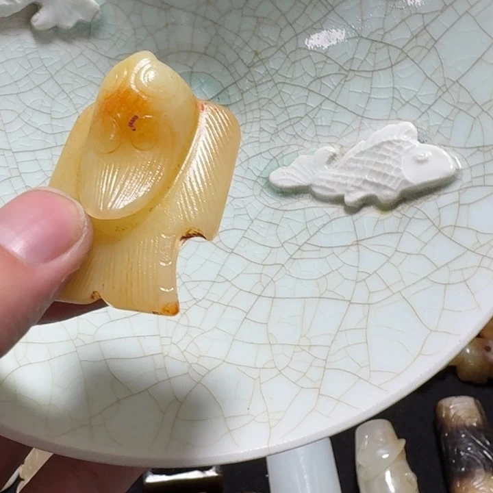 真***诚瓷片双鱼青瓷开片大碗