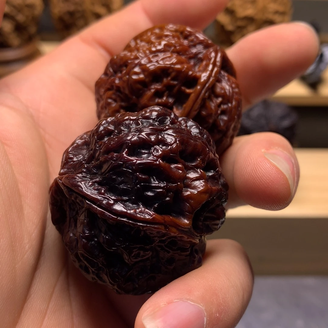 文玩核桃把件九五玄包三棱