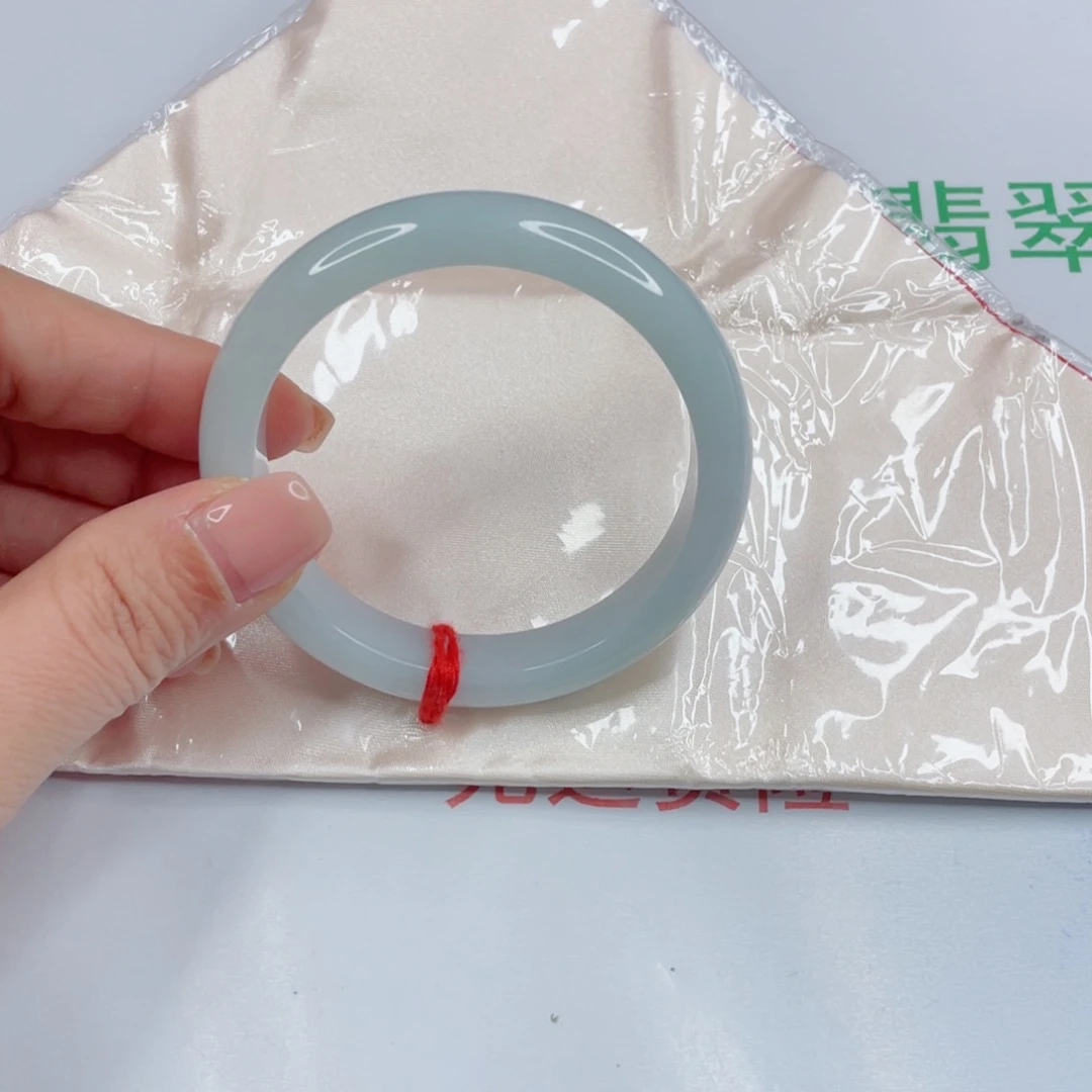 幸***兽翡翠未镶嵌手镯冰胶蓝手镯