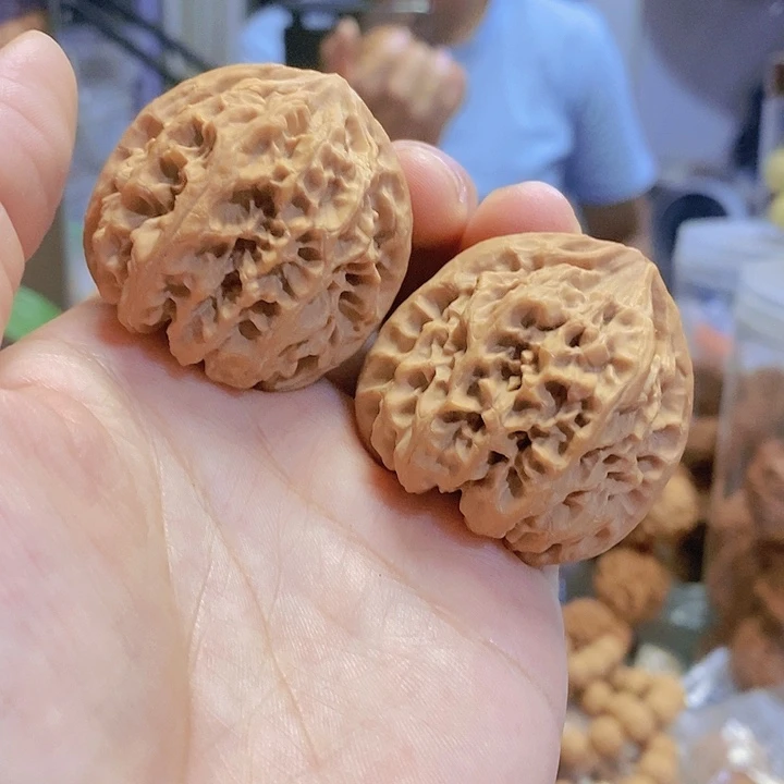 【闪购商品】核桃把件40野牛小众