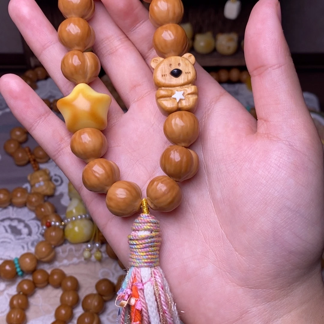 把件猴头核桃屁桃