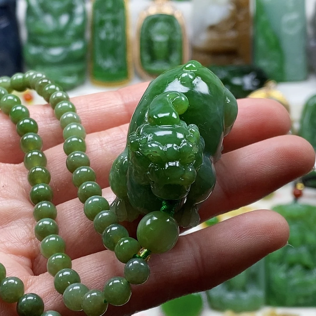 和田玉（碧玉）颈饰未镶嵌