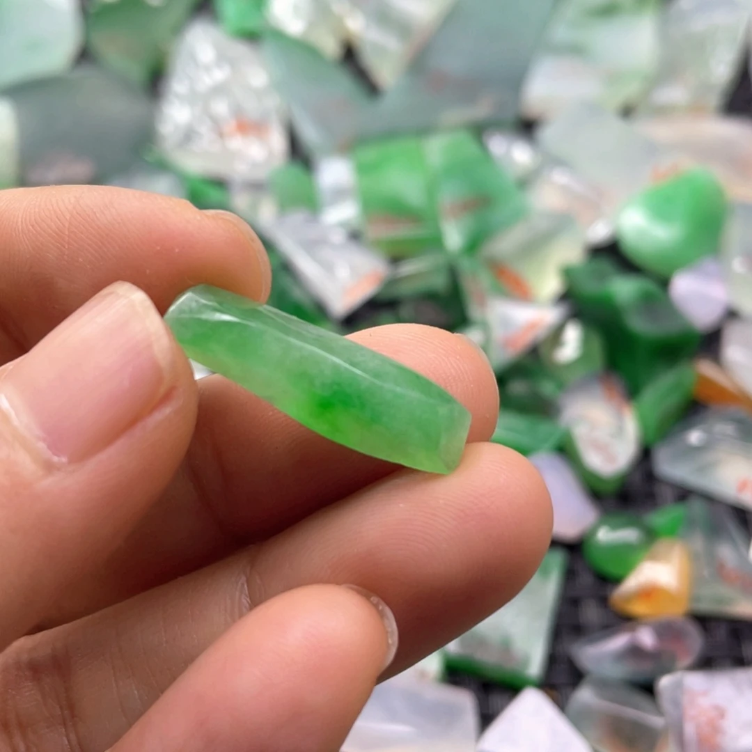 定制翡翠未镶嵌天然翡翠