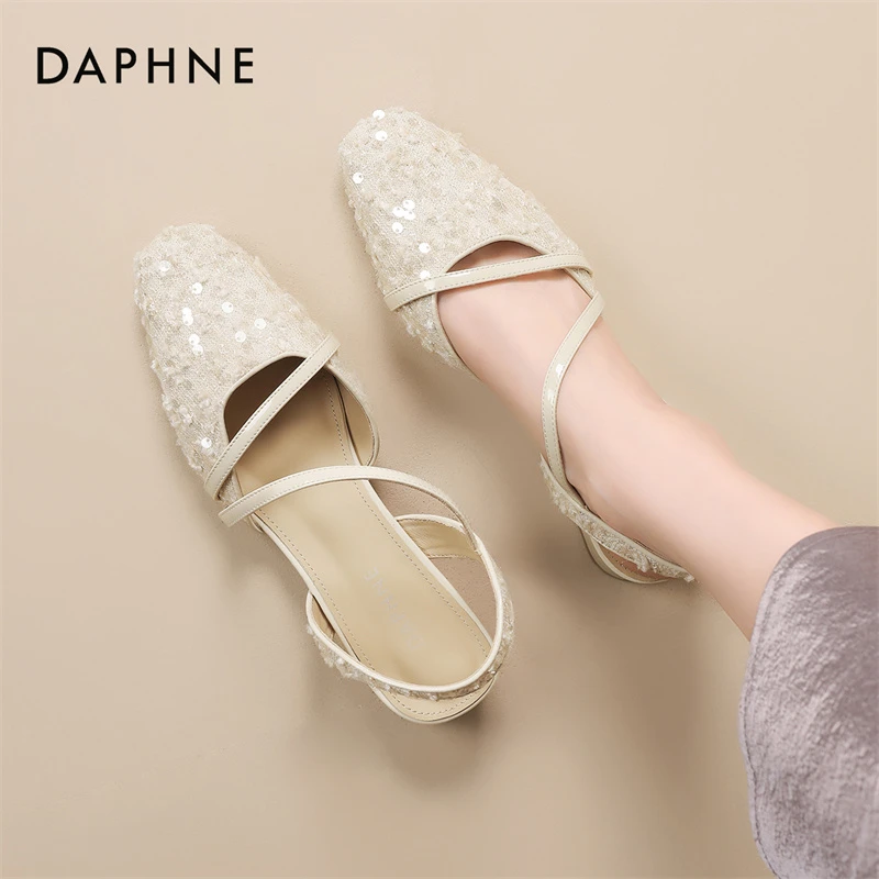 Daphne/达芙妮亮片百搭时装凉鞋女夏配裙子宴会鞋低跟舒适温柔鞋