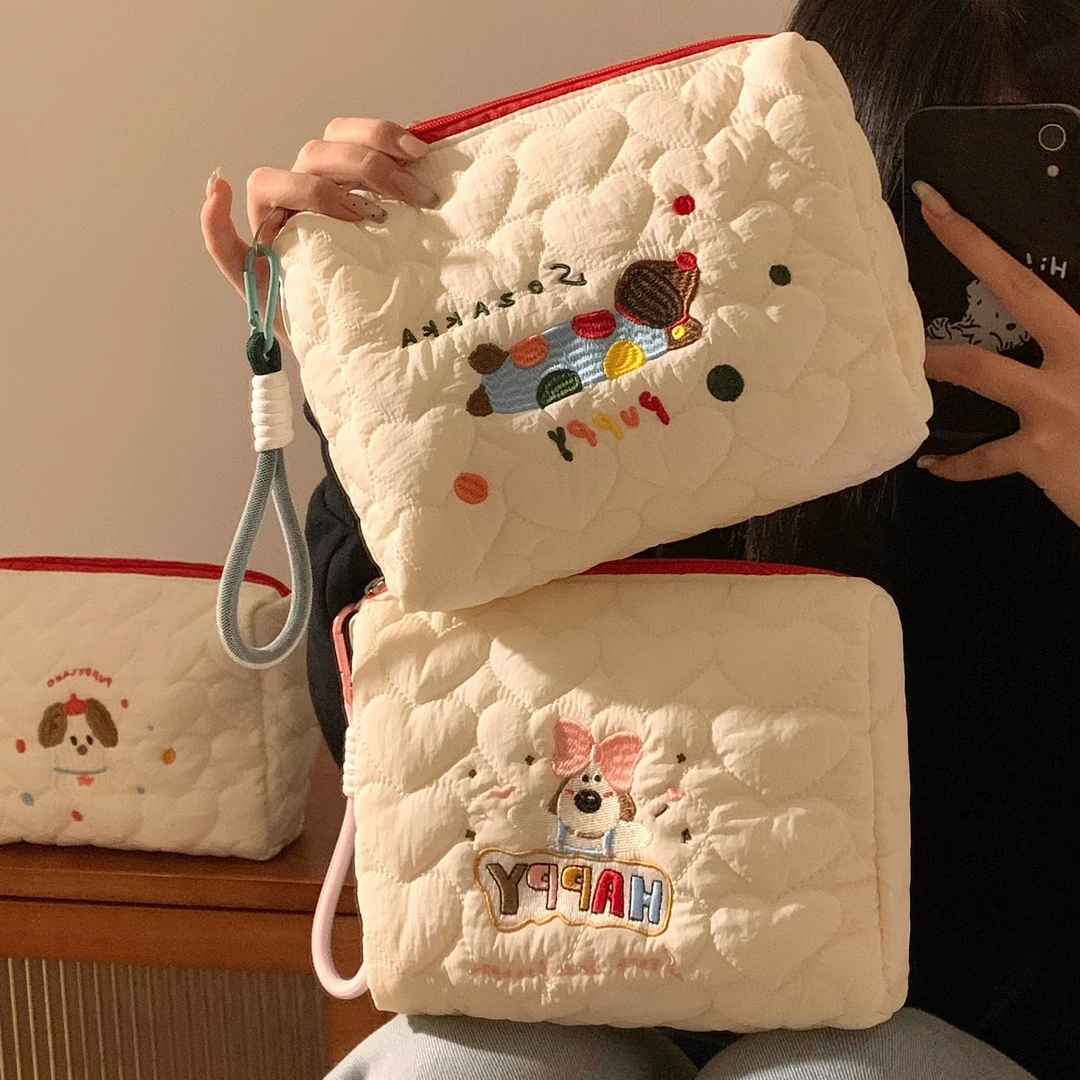 刷子小狗手提化妆包女便携大容量护肤品可爱收纳袋旅行外出洗漱包