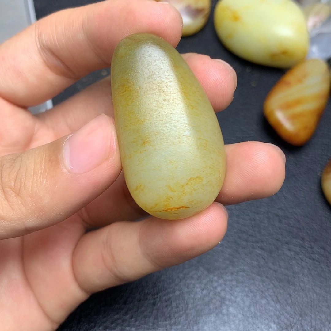 未镶嵌和田玉挂件