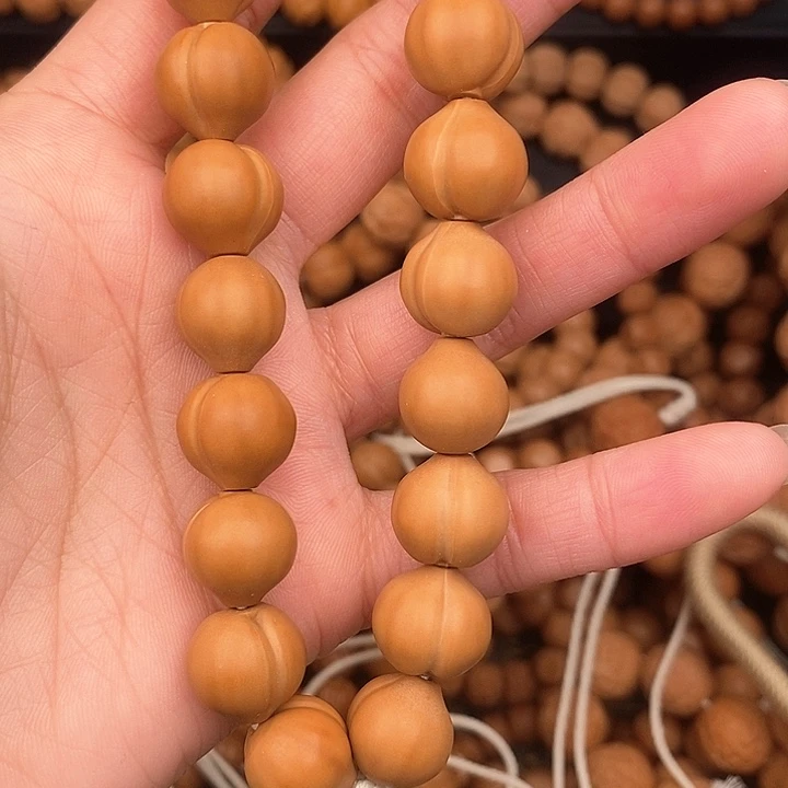 手串文玩核桃梓***?