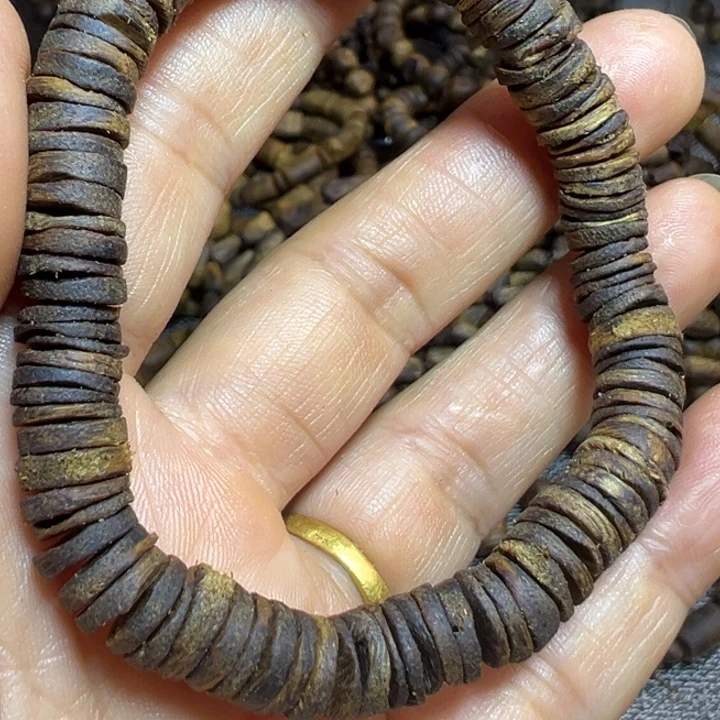 沉香沉香碎屑99沉0.8片珠单圈8克