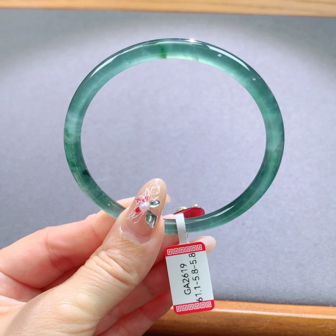 翡翠手镯未镶嵌天然翡翠手镯叮当镯