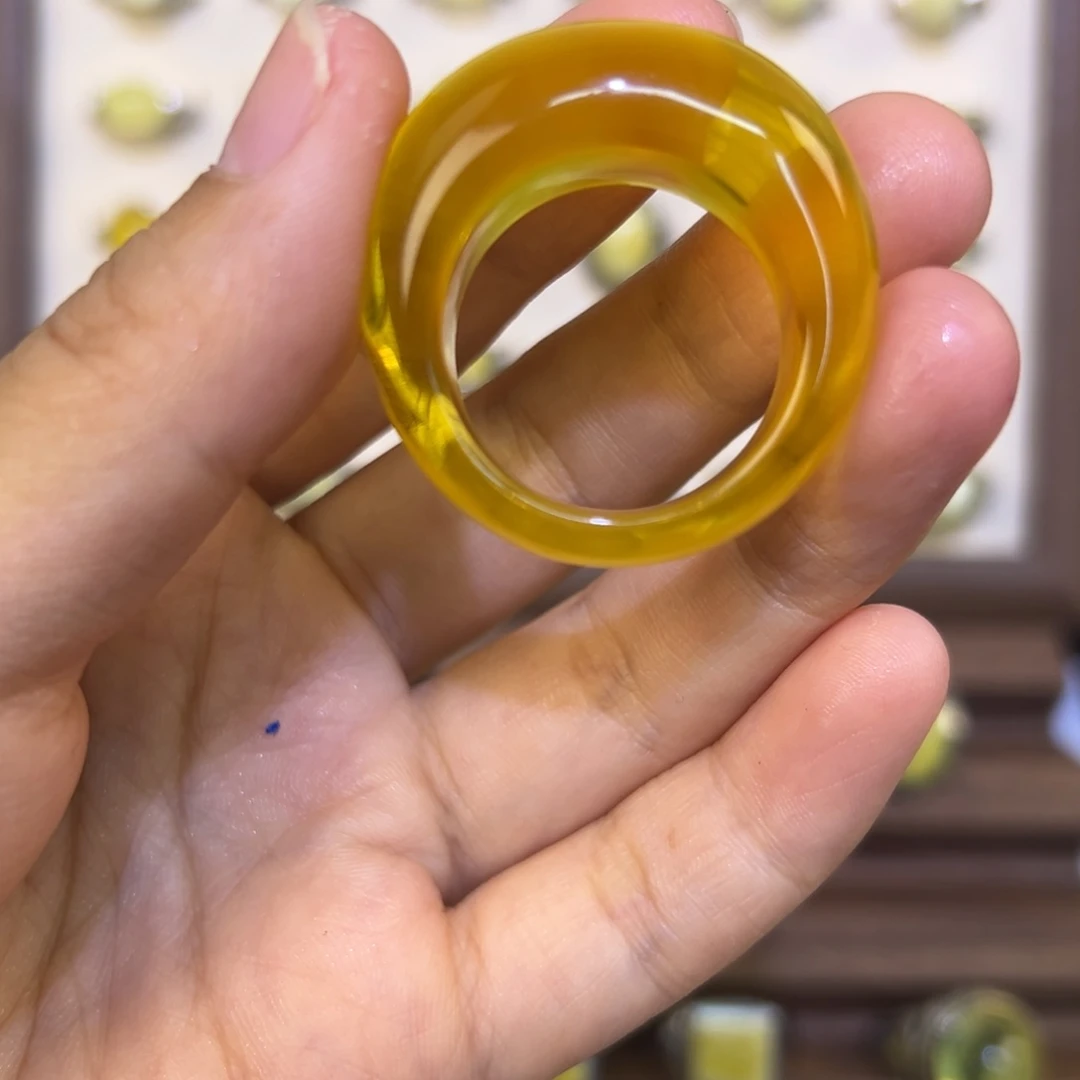 琥珀未镶嵌戒指叮*琥珀蜜蜡戒指
