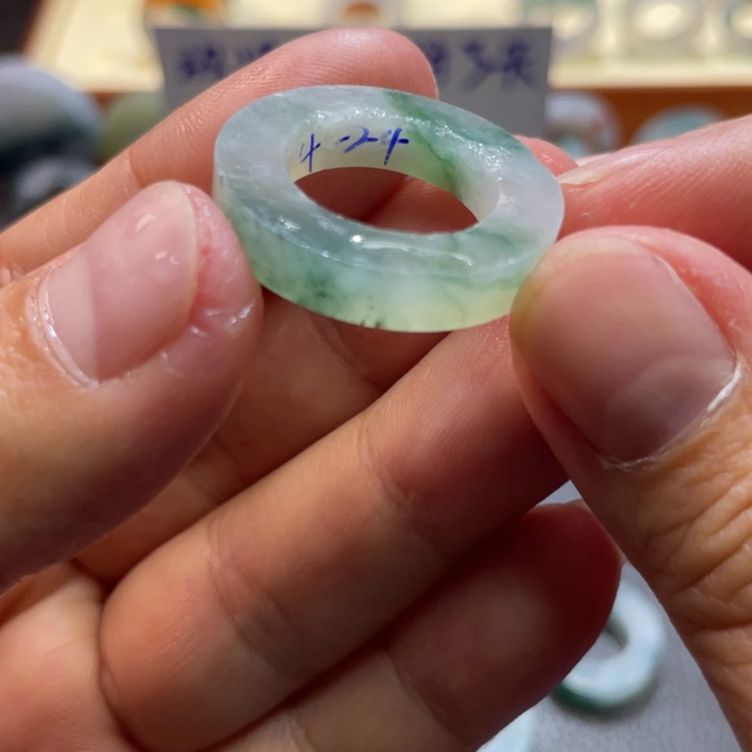 【闪购商品】定制翡翠未镶嵌天然翡翠