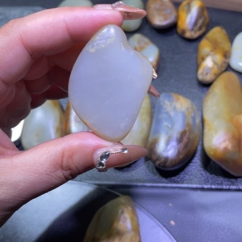 和田玉颈饰未镶嵌飞***天