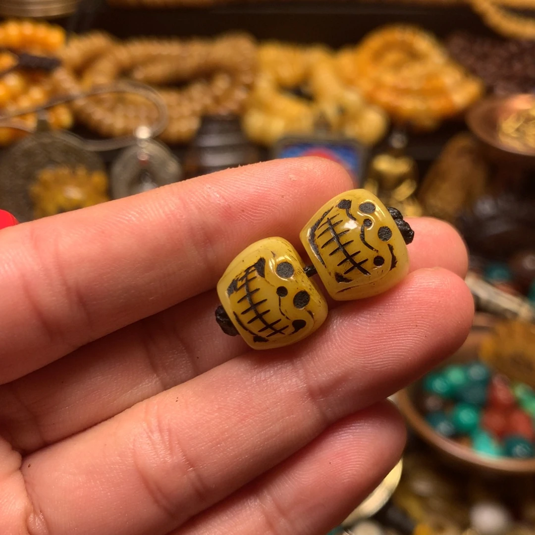 泥塑娘啦擦擦骰子