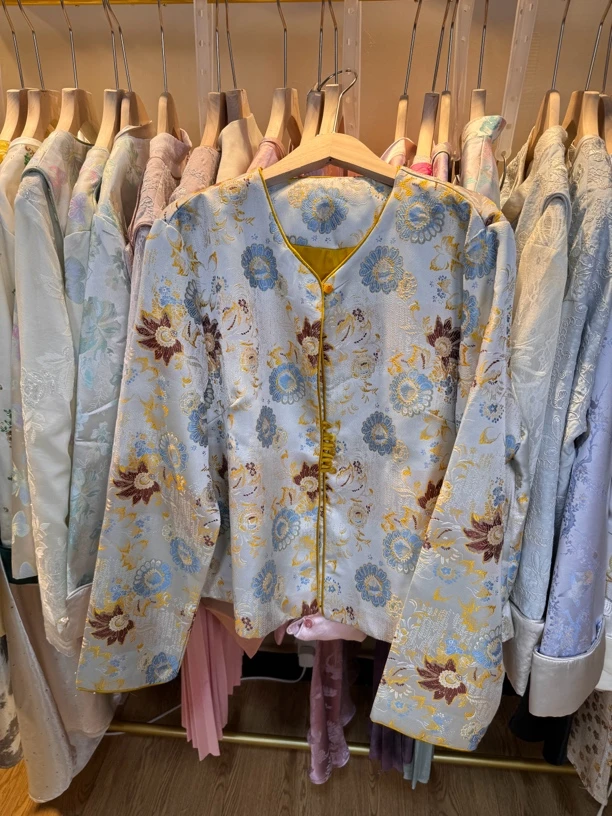 329-599链接重工刺绣亮片外套马甲打底新中式