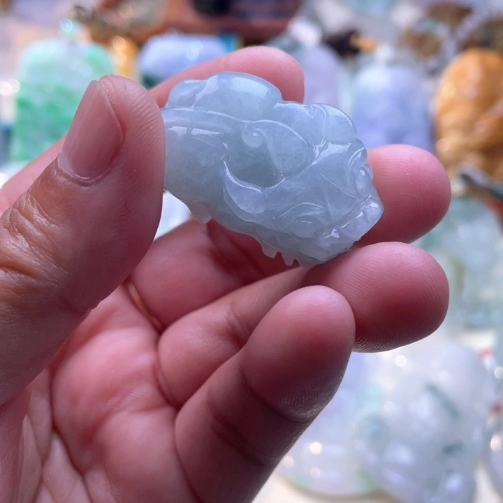 翡翠未镶嵌颈饰✨****丶貔貅