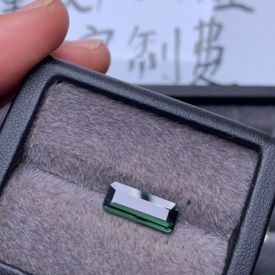 未镶嵌珠宝半成品碧玺全净3克拉