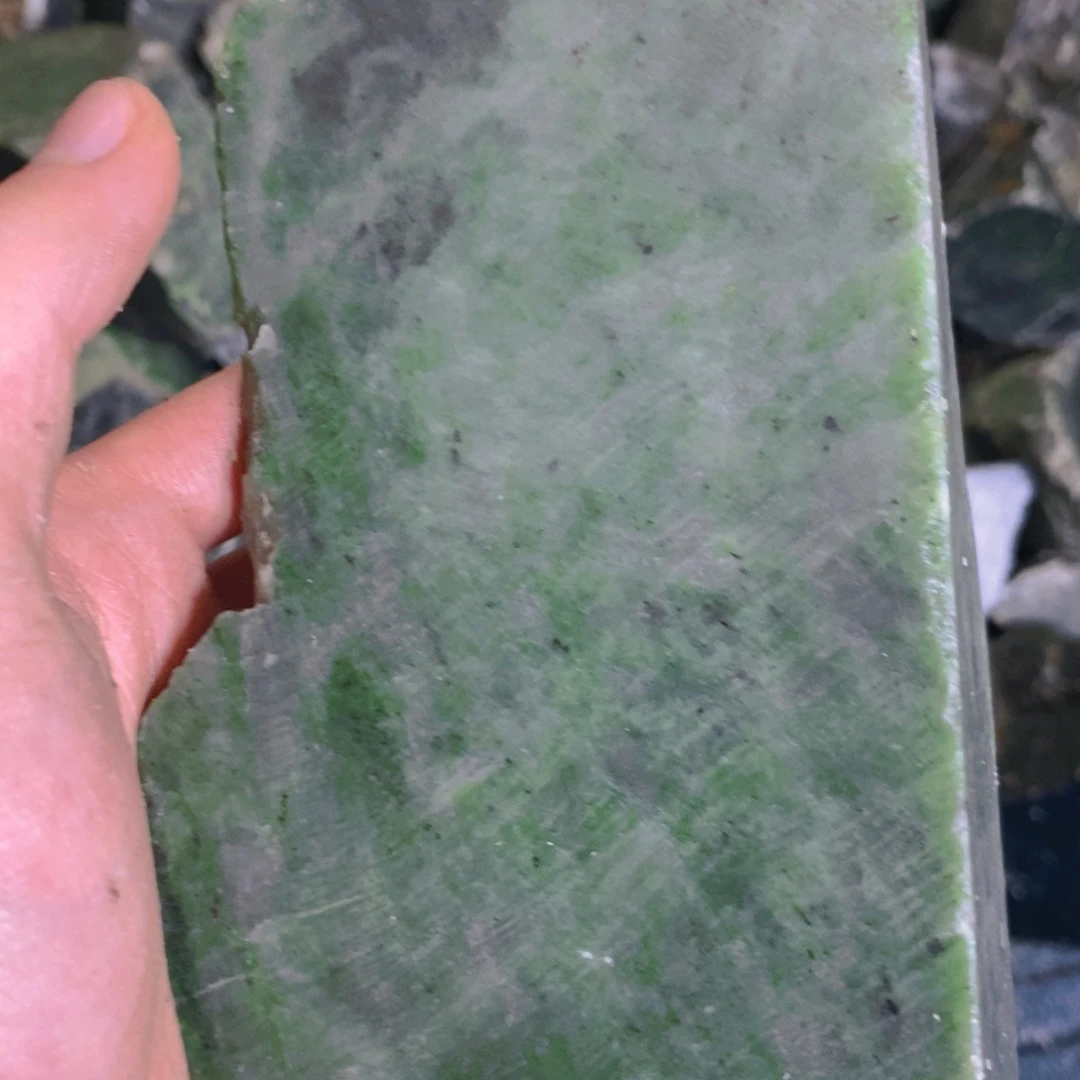 和田玉未镶嵌珠宝半成品