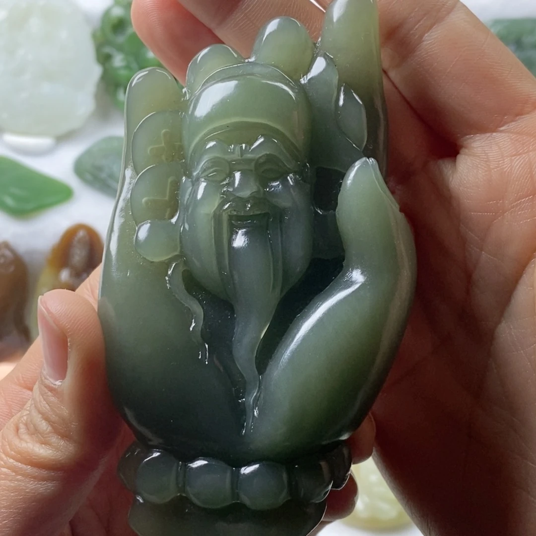 未镶嵌和田玉把件