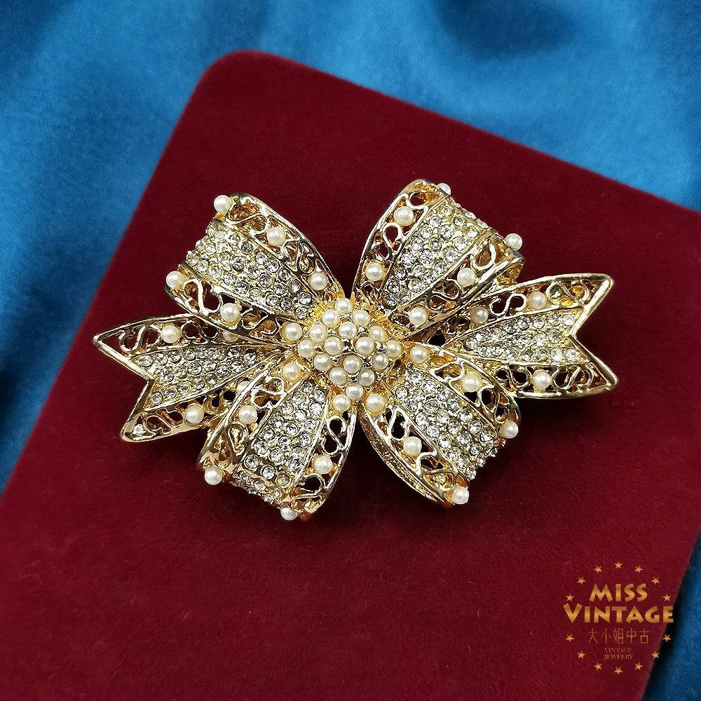 密镶珠珠丝结胸针[2502141-028]