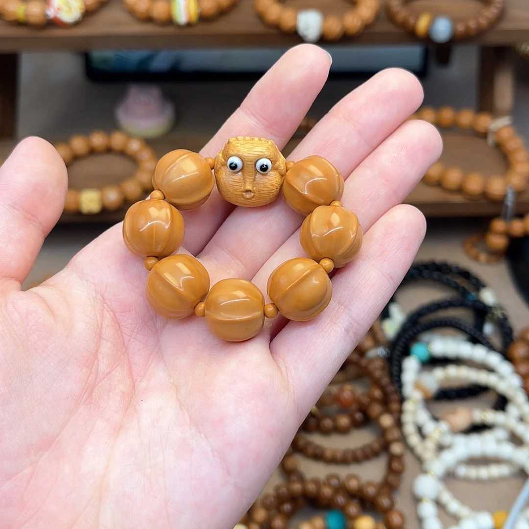 猴头核桃吊坠南**木手捻搭配面具