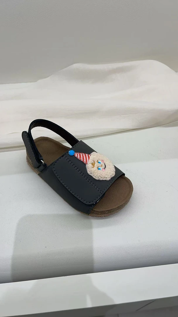 饼干凉鞋男童夏季新款时尚软底女童凉鞋夏款5BGDS086