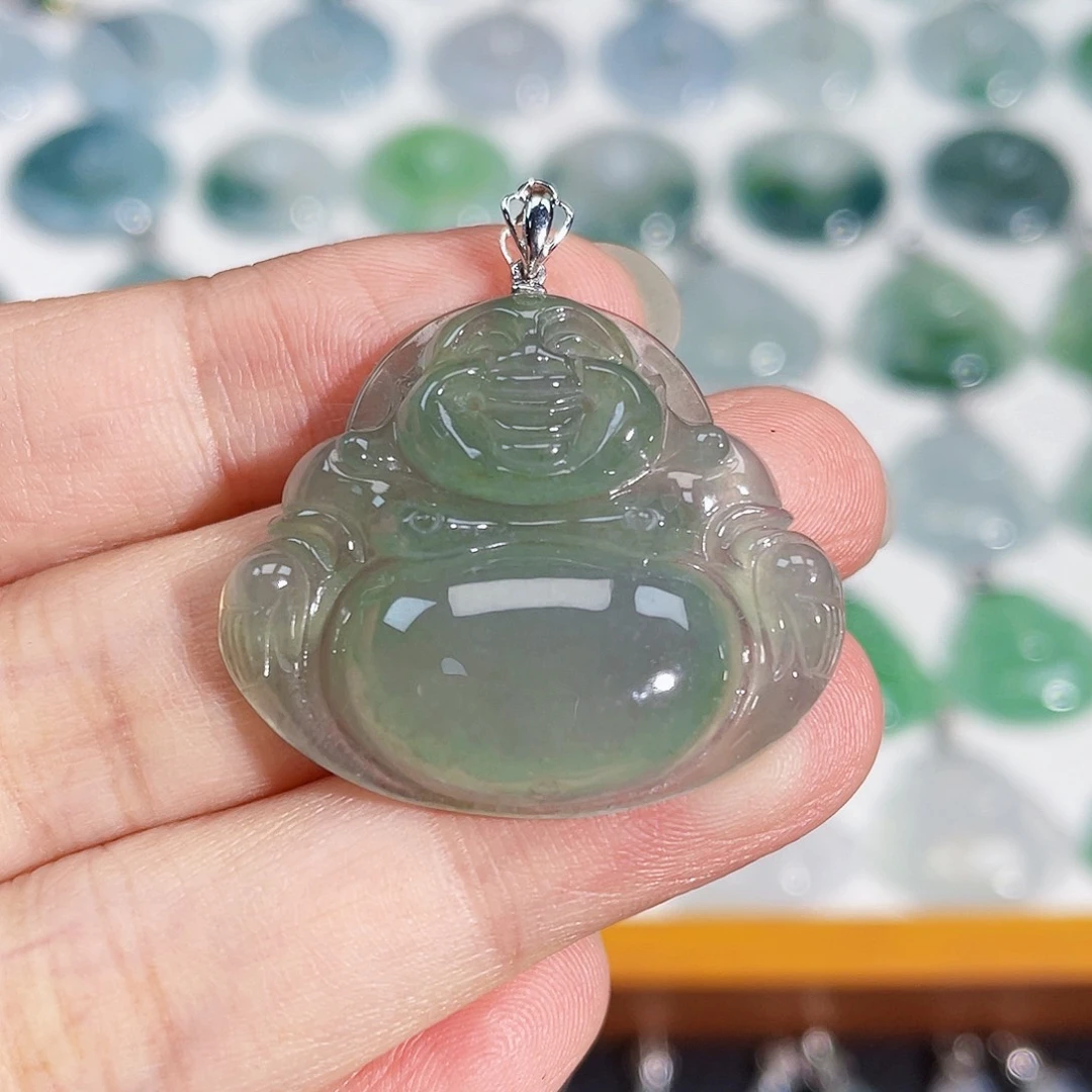 颈饰18K金镶嵌翡翠吊坠