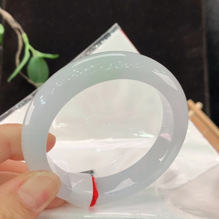 翡翠手镯未镶嵌111/0035