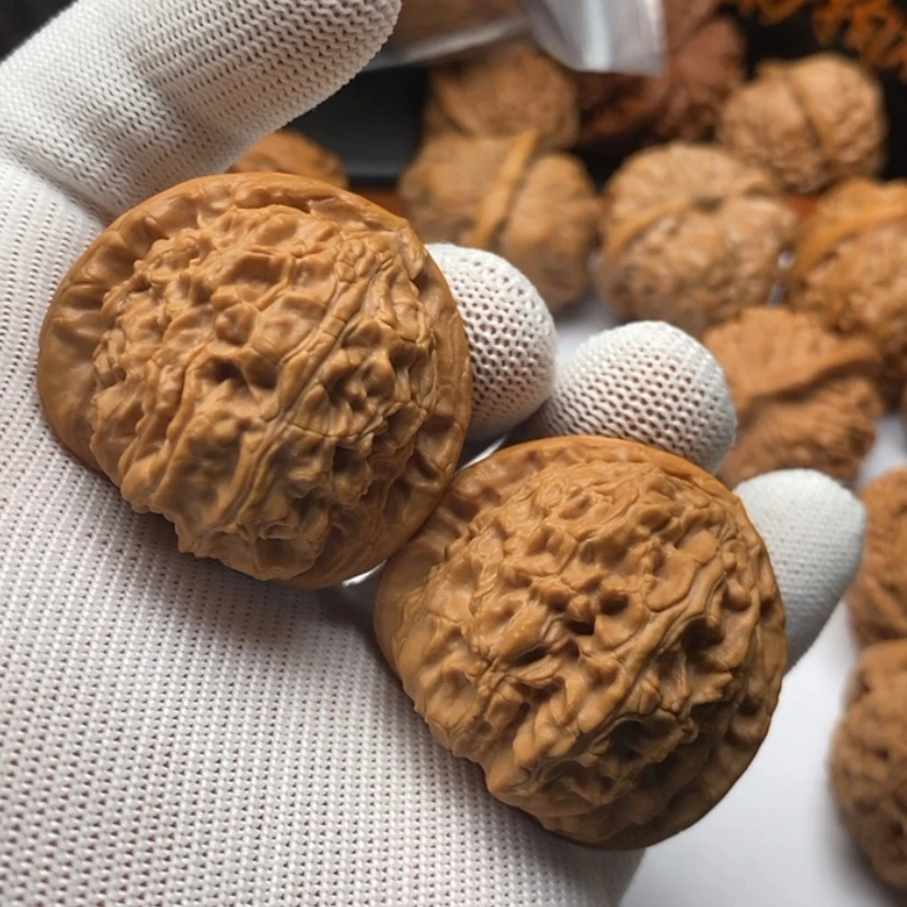 【闪购商品】文玩核桃把件比****饼3白狮子