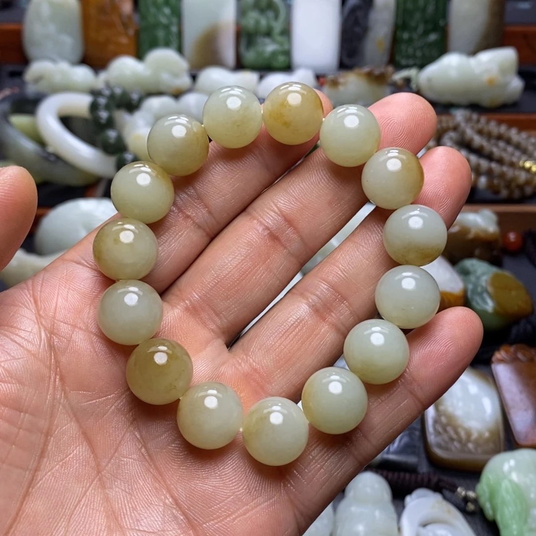 颈饰未镶嵌和田玉