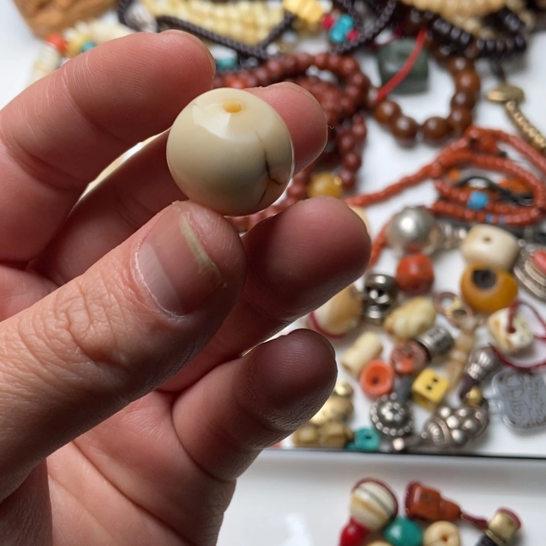 L***y玻璃颈饰藏传精品小元素的话说，