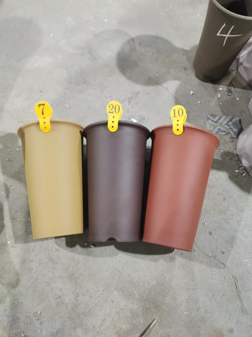 7.20.10.10 四只兰花盆