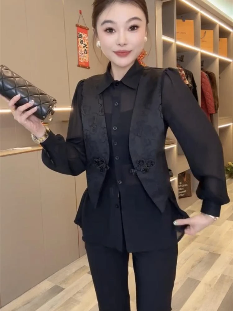 2025年春季设计感小众新中式轻国风古风盘扣马甲假两件衬衫上衣女