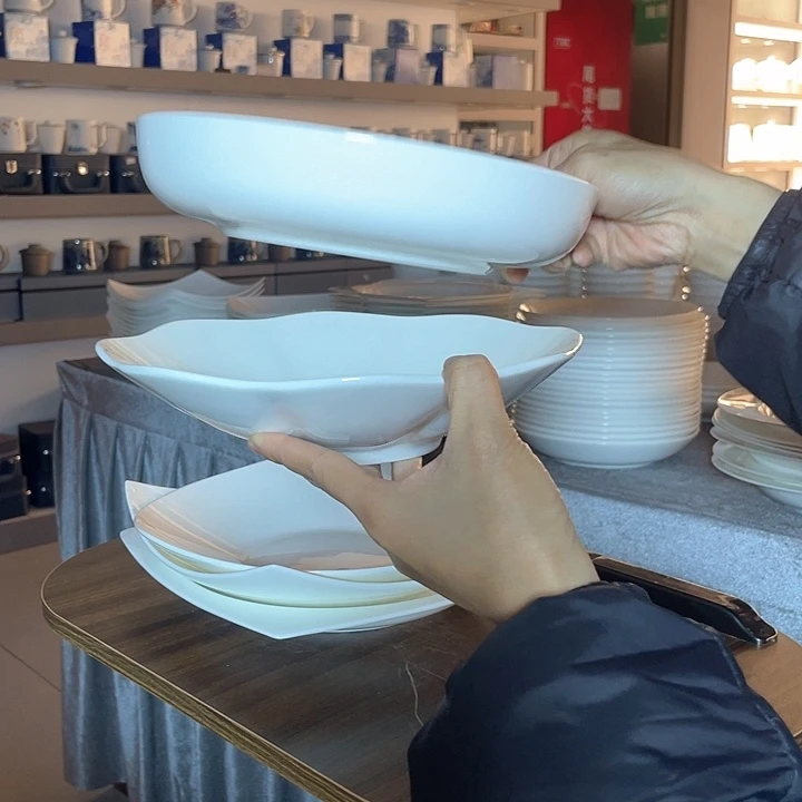 45%以上骨粉骨瓷1个窝盘1个菊花盘