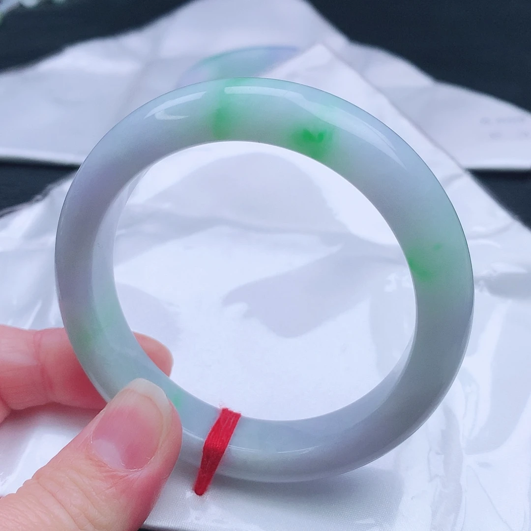 翡翠未镶嵌手镯38