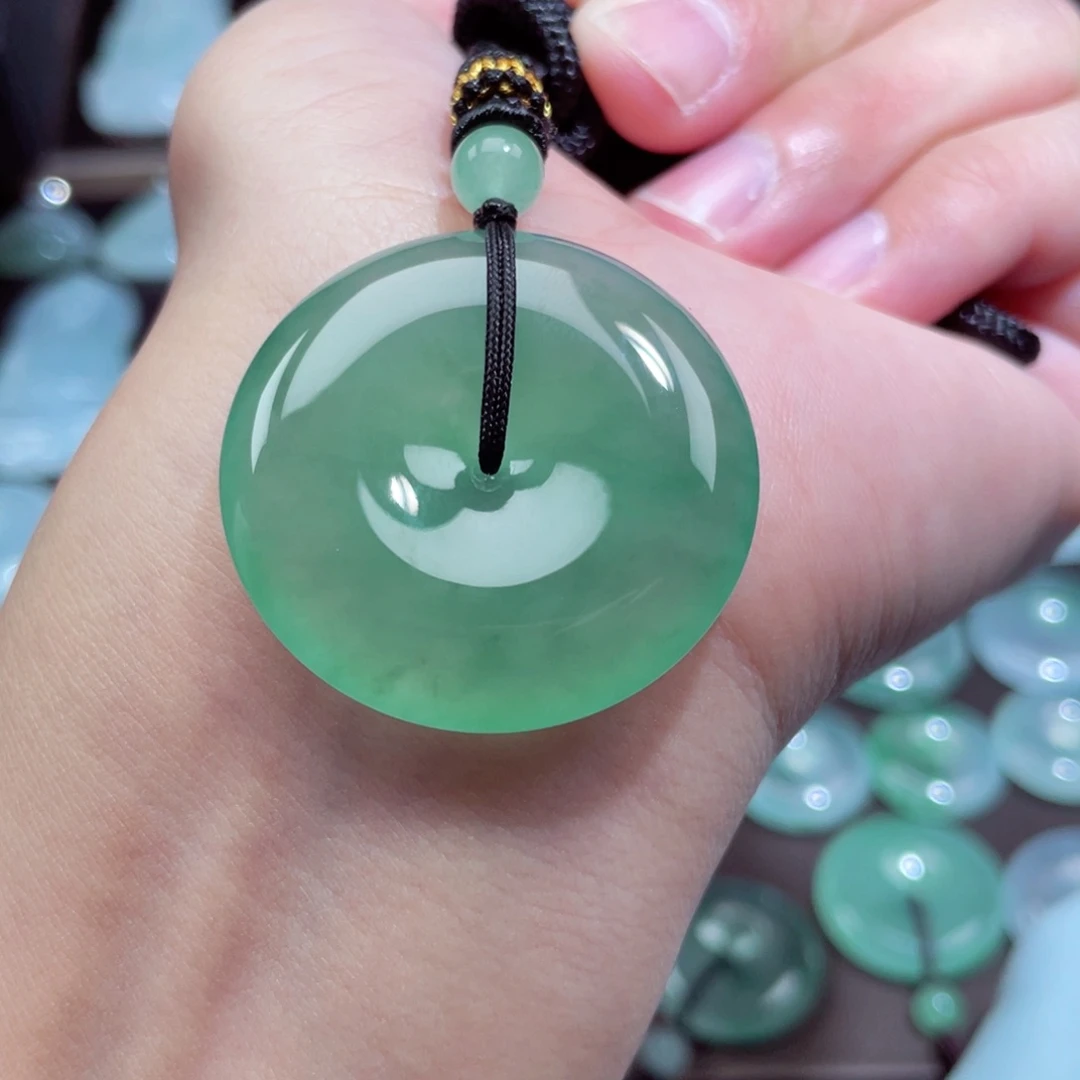 颈饰未镶嵌翡翠扣子