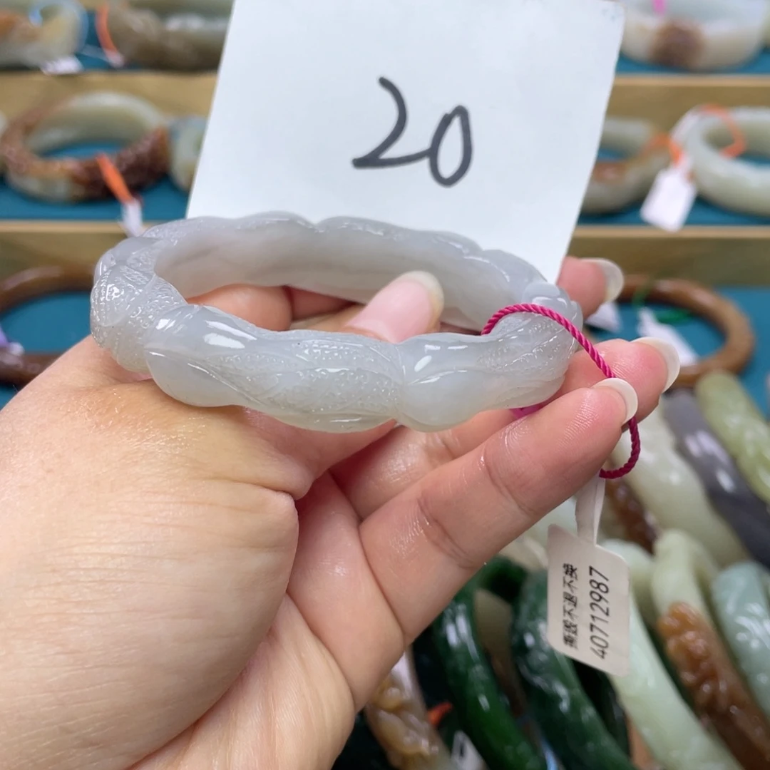 未镶嵌手镯和田玉圈口57