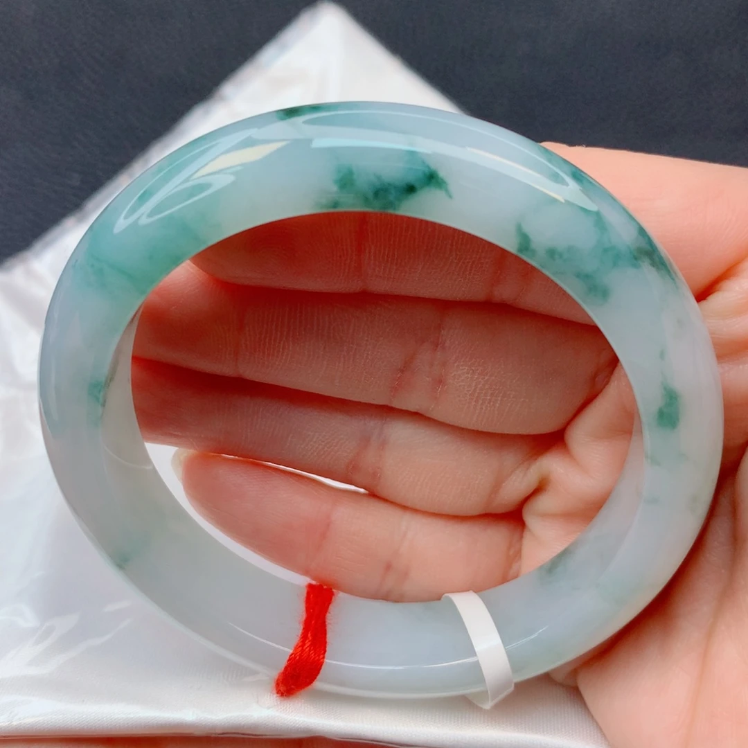 翡翠未镶嵌手镯55-56胶润飘花