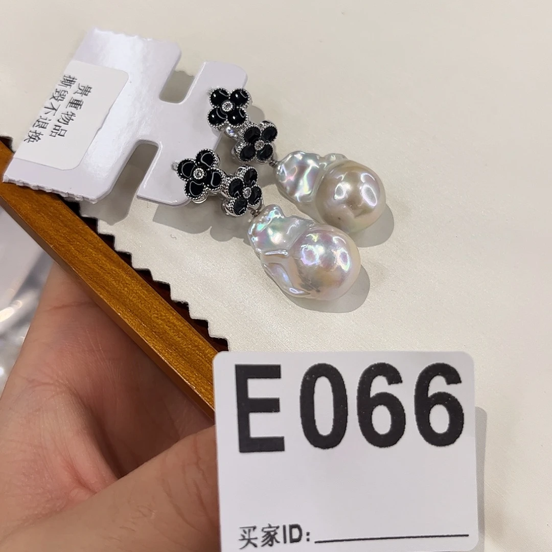 合金淡水珍珠耳饰