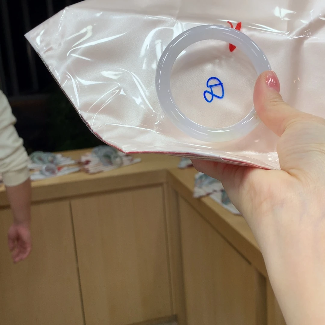 未镶嵌手镯翡翠不退不换