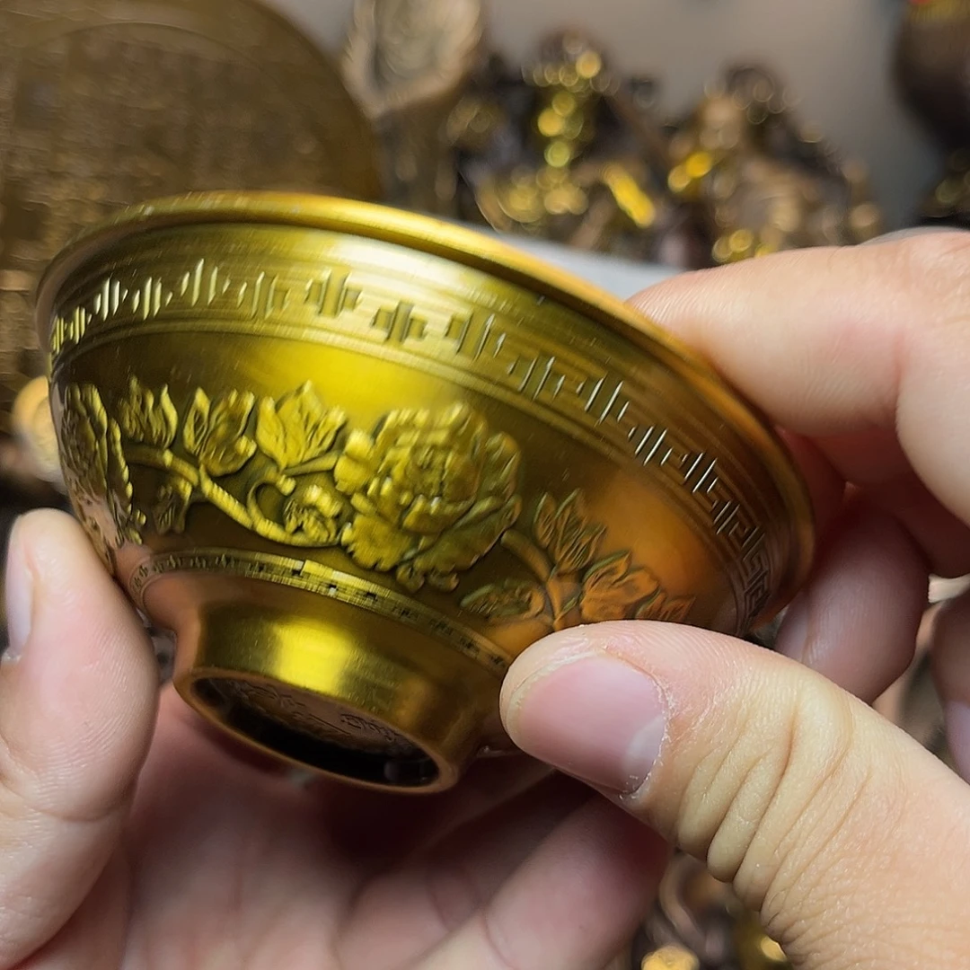 精美铜器工艺品等