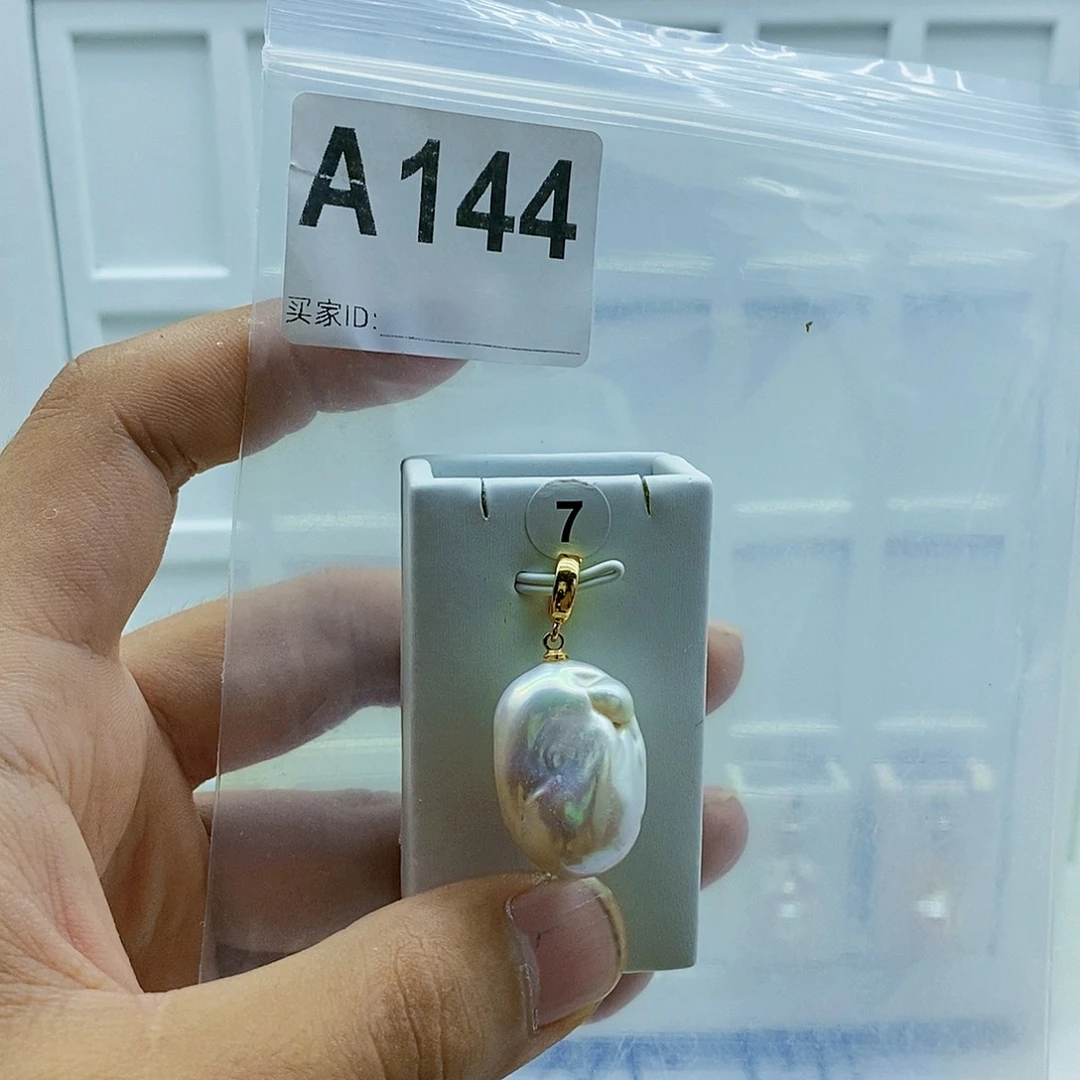 颈饰合金淡水珍珠