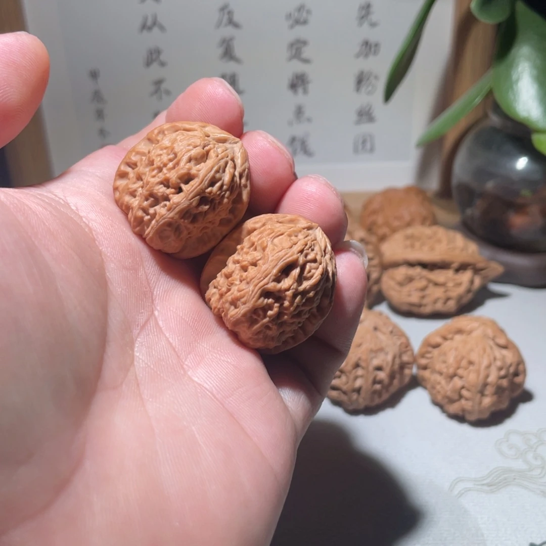 文玩核桃吊坠手捻28