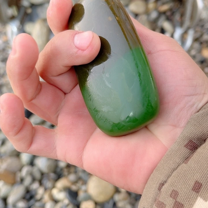 未镶嵌和田玉（糖玉）珠宝奇石