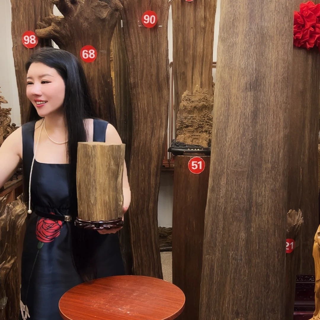 沉香碎屑沉香沉香原材料