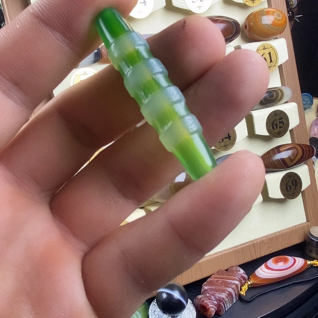 未镶嵌颈饰玛瑙/玉髓卡*西