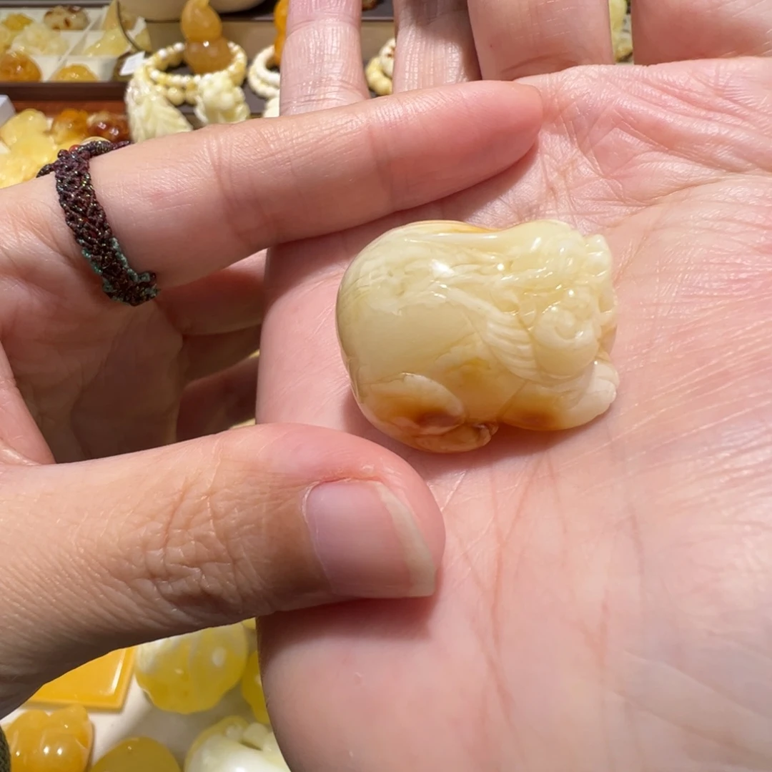 琥珀未镶嵌裸石蜜蜡