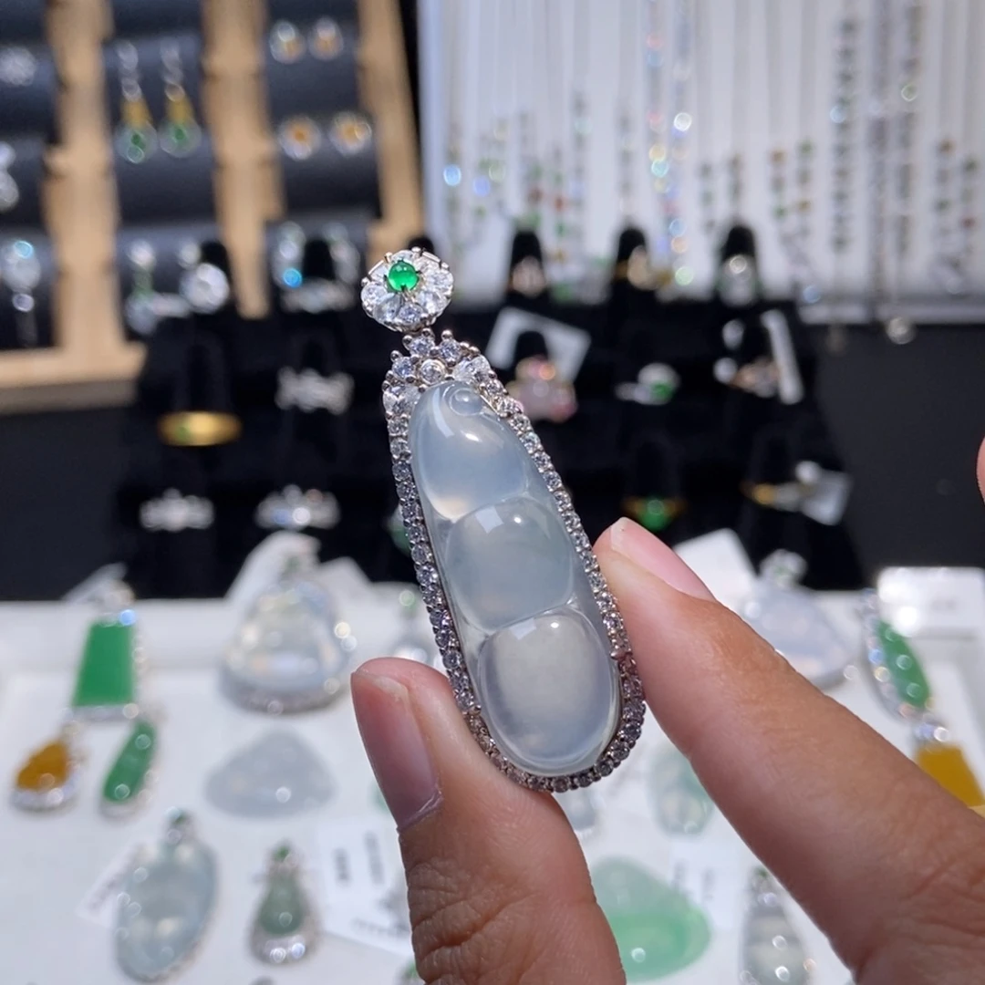 翡翠银S925镶嵌颈饰纯天然缅甸翡翠A货福豆