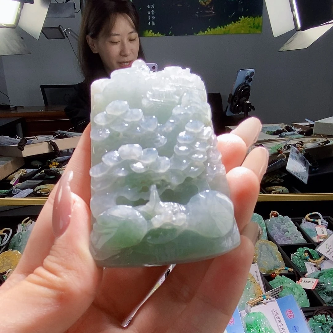 颈饰未镶嵌翡翠翡翠