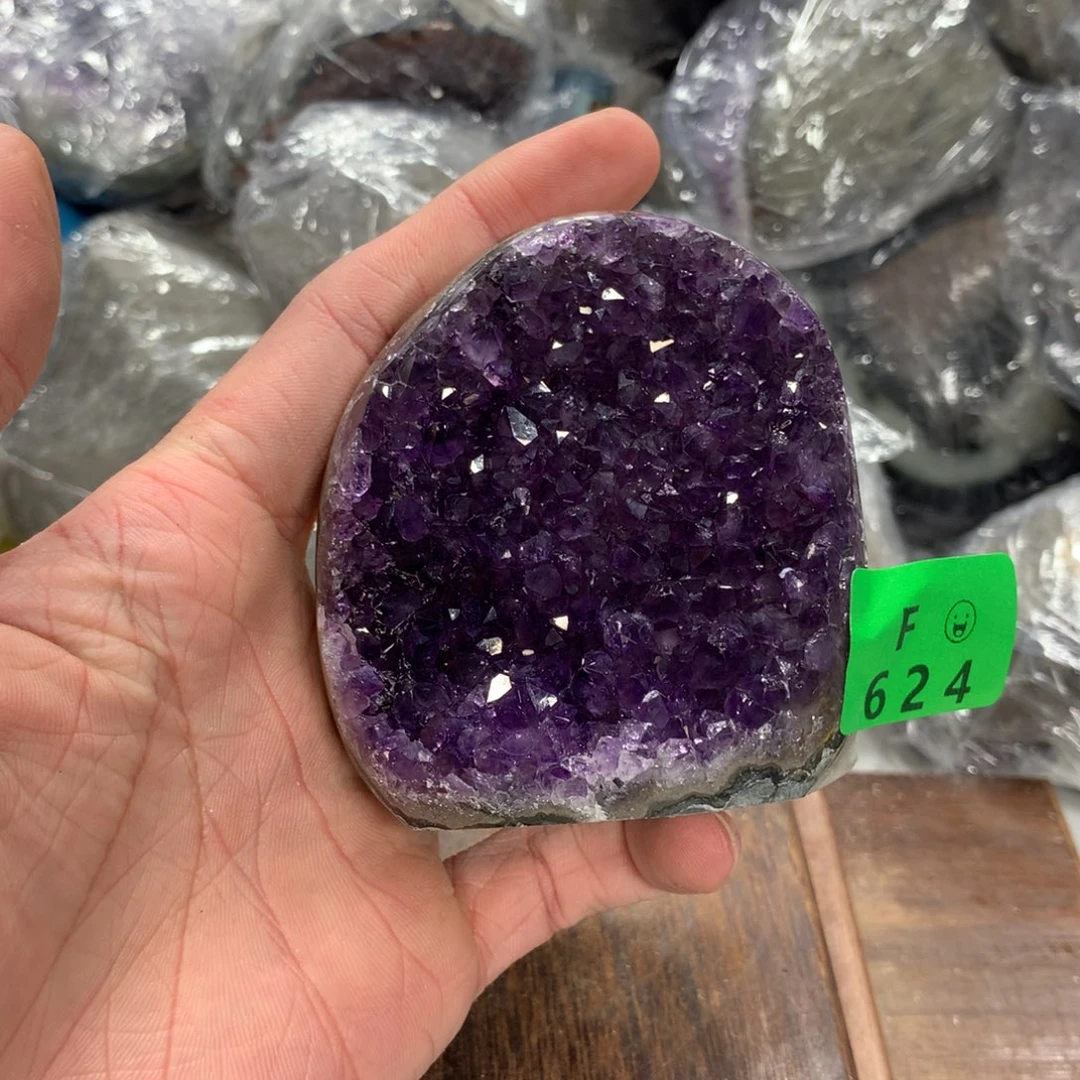 紫晶大型摆件（非配饰）未镶嵌